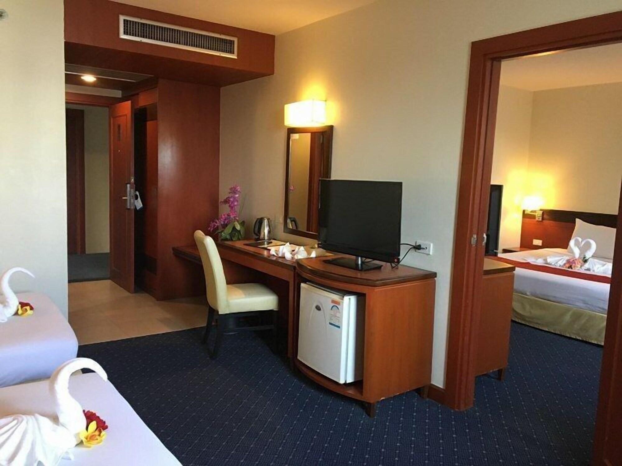 Hatyai Golden Crown Hotel Hat Yai Exteriör bild