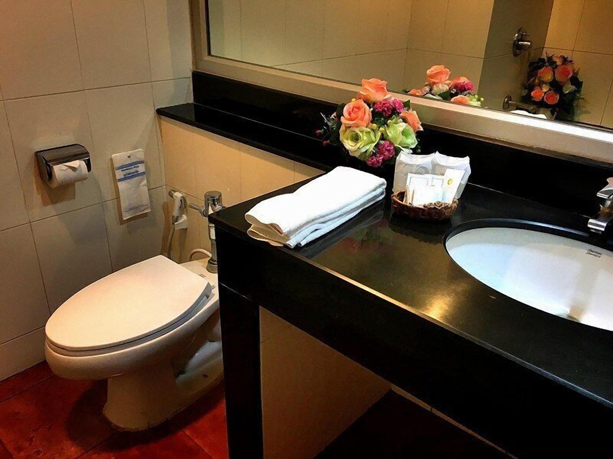 Hatyai Golden Crown Hotel Hat Yai Exteriör bild