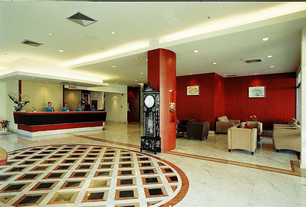 Hatyai Golden Crown Hotel Hat Yai Exteriör bild