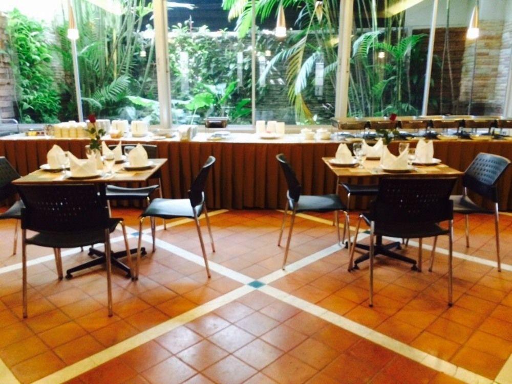 Hatyai Golden Crown Hotel Hat Yai Exteriör bild