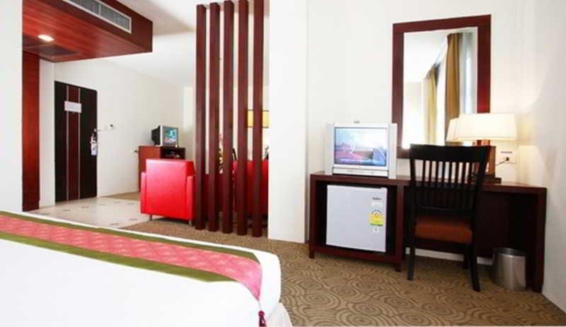 Hatyai Golden Crown Hotel Hat Yai Exteriör bild