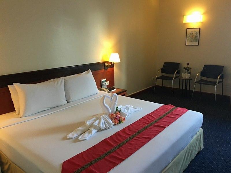 Hatyai Golden Crown Hotel Hat Yai Exteriör bild