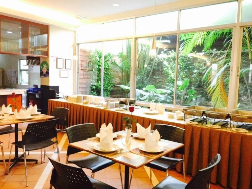 Hatyai Golden Crown Hotel Hat Yai Exteriör bild