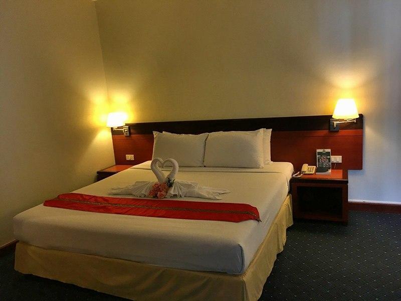 Hatyai Golden Crown Hotel Hat Yai Exteriör bild
